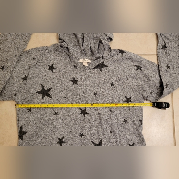 Style & Co Woman's Star Lightweight Hoodie, Grey, Size L - Like New - Picture 3 of 5